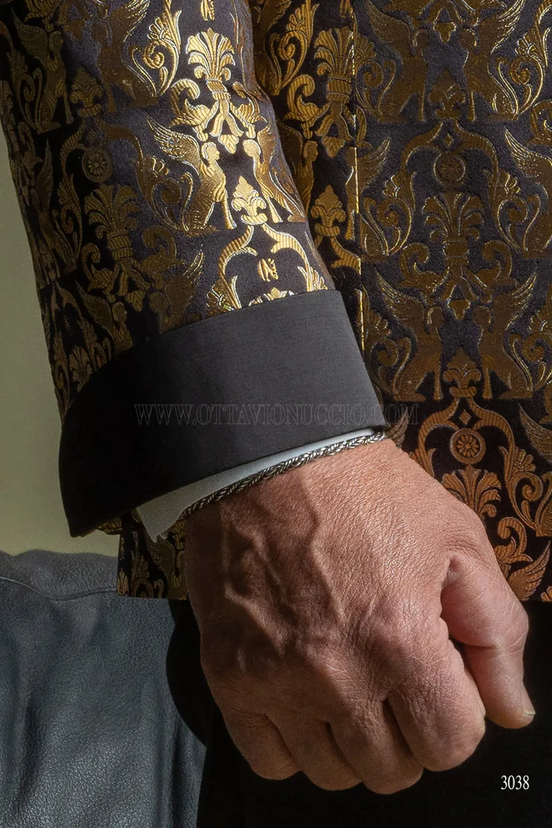 Luxury double-breasted shawl lapel tuxedo in black and gold pure silk, satin lapels 5
