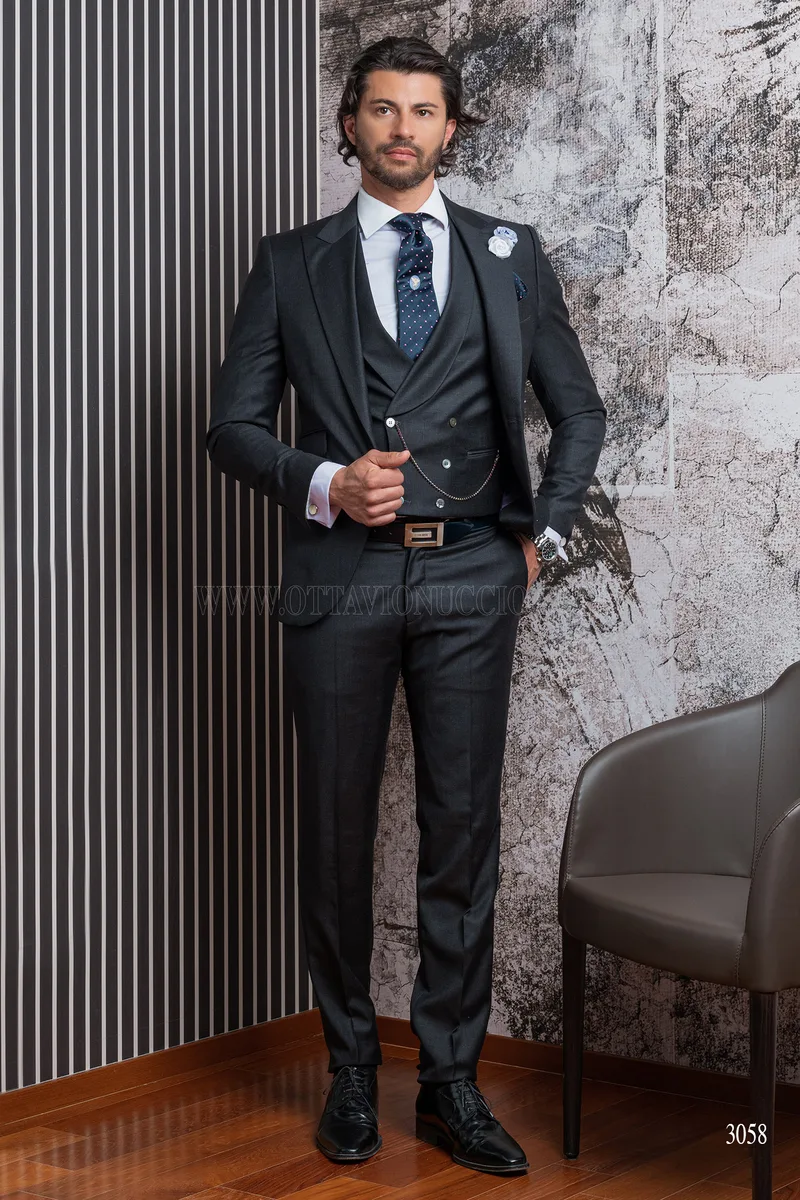 Traje de ceremonia de hombre gris con chaleco a tono – Cuerpo entero