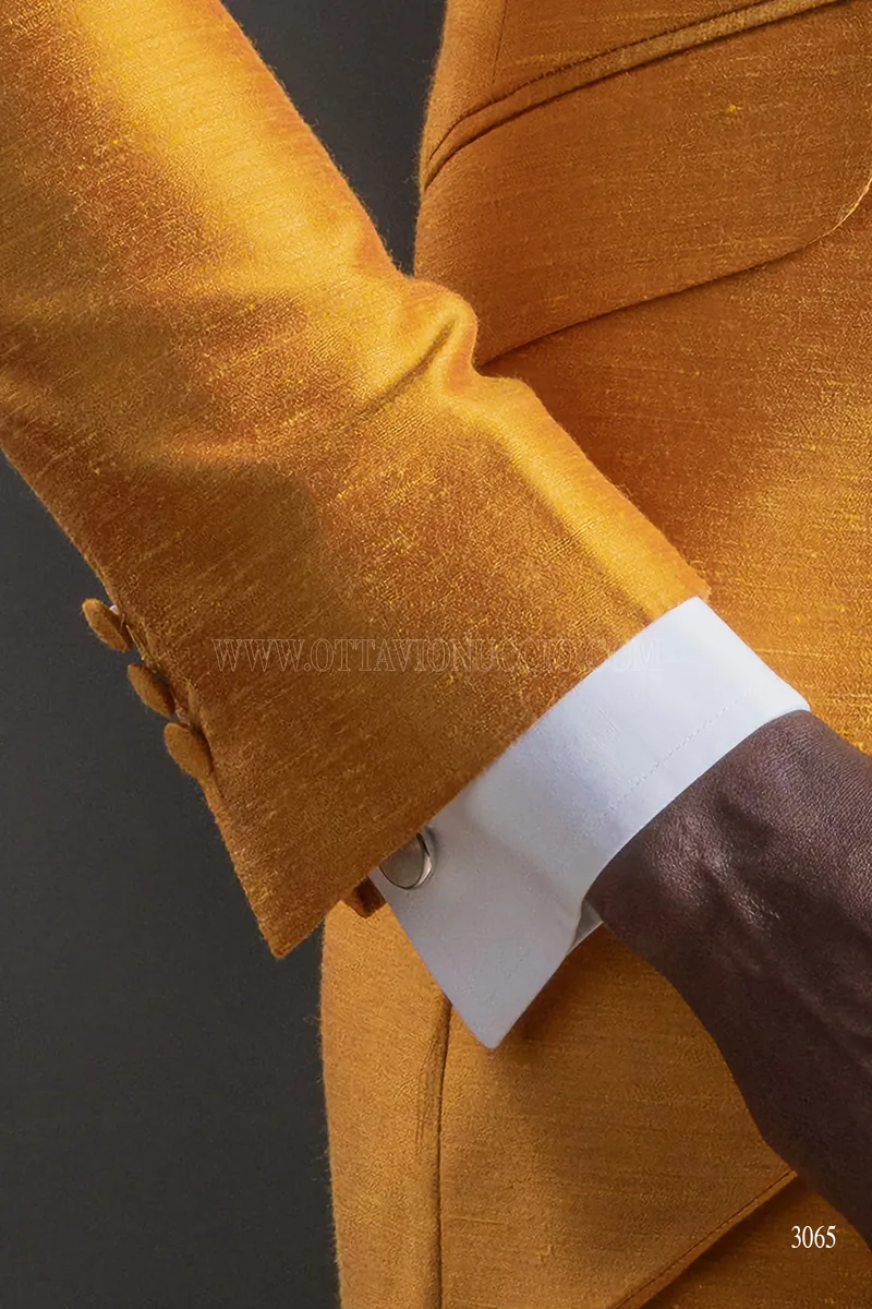 Goldener Hochzeitsanzug aus Shantung in Viskosemischung mit passender Weste – Manschette