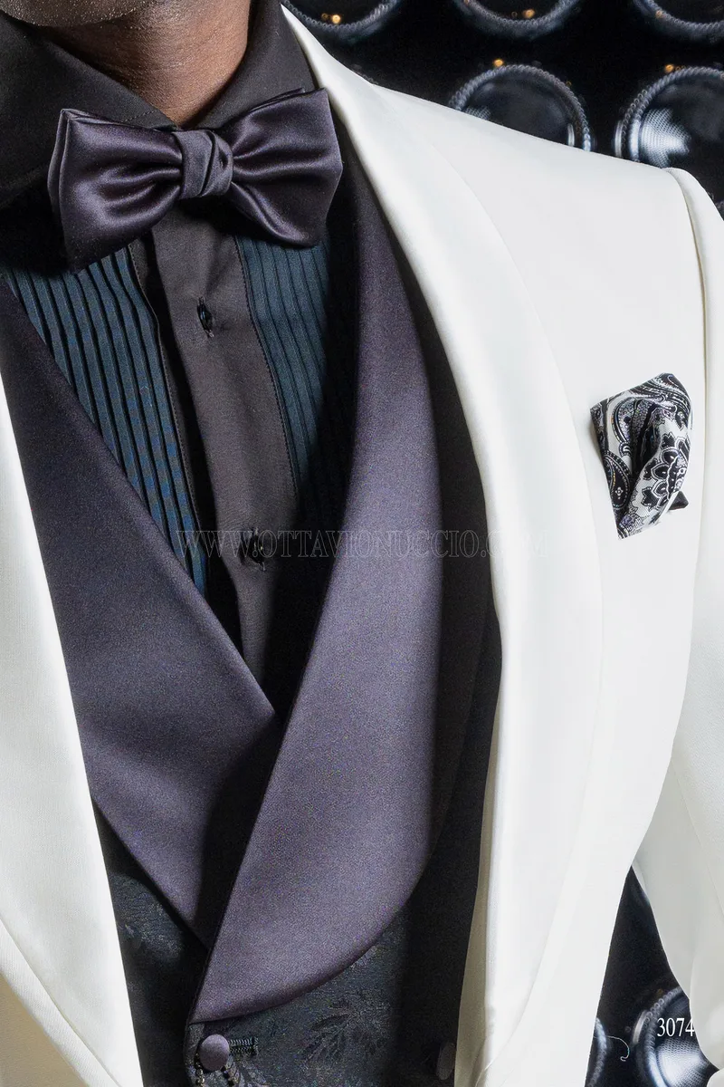 Smoking blanc à revers châle, pantalon et gilet noirs – Accessoires