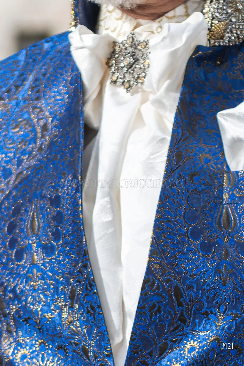 Groom suit with mandarin collar in blue and gold brocade with trimming 5