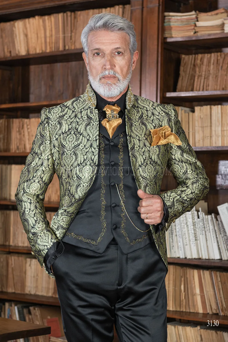 Gothic groom suit in gold brocade with trimming on the mandarin collar 1