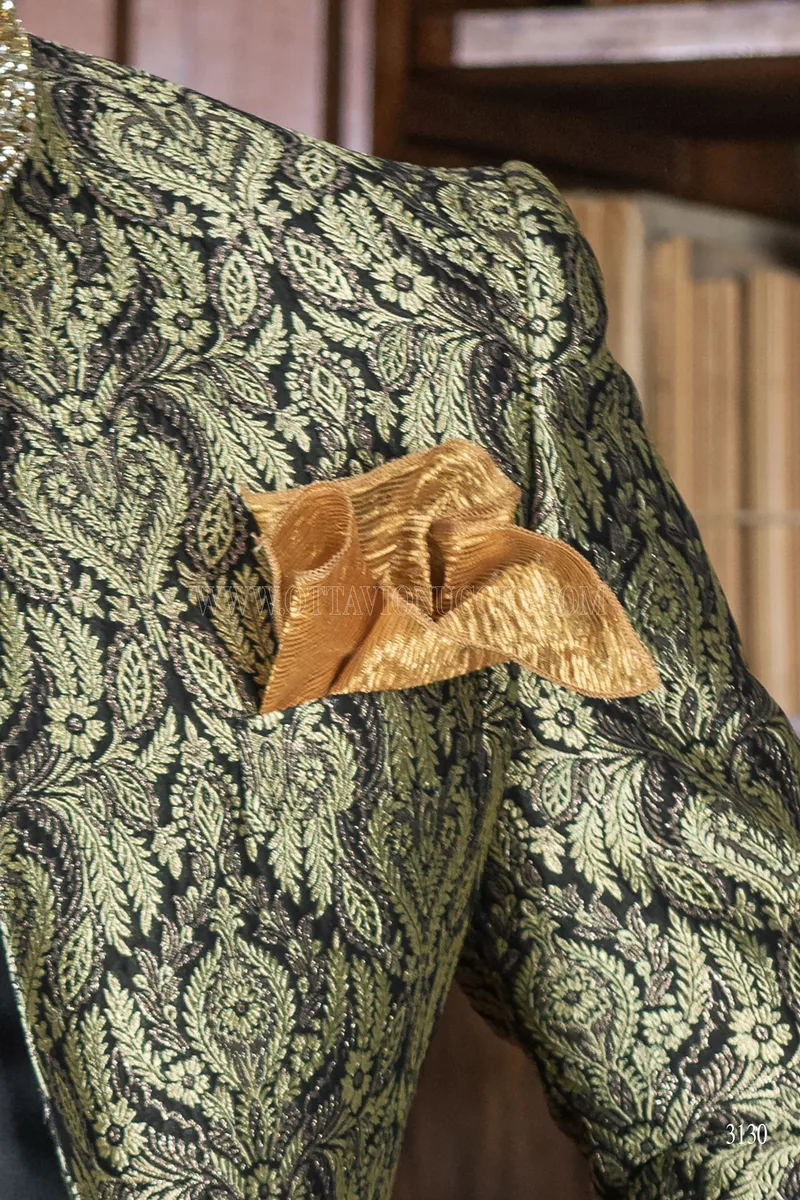 Gothic groom suit in gold brocade with trimming on the mandarin collar 6