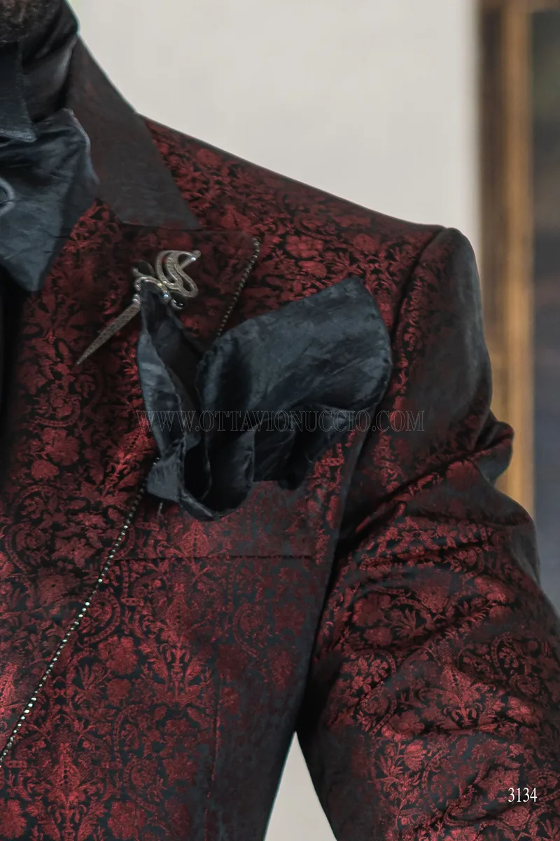 Frac de hombre gótico adamascado floral burdeos 6