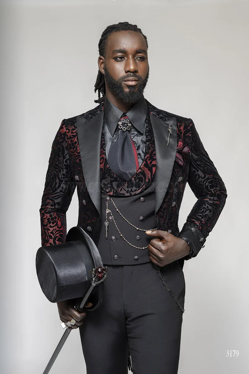 Tailcoat Steampunk in Brocade Velvet - Black and Burgundy - Limited Edition – Three-quarter view
