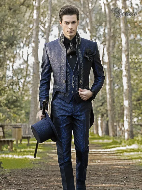 Tailcoat suit with mandarin collar in blue damask for gothic men