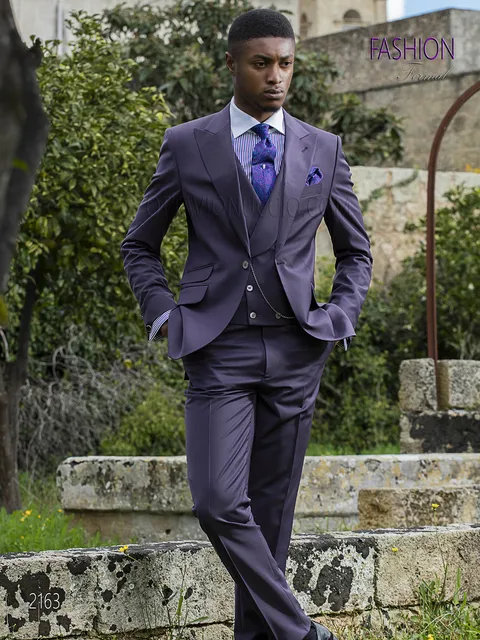 Fashion violet groom suit