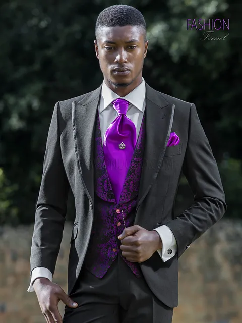 Men's fashion groom suit in black