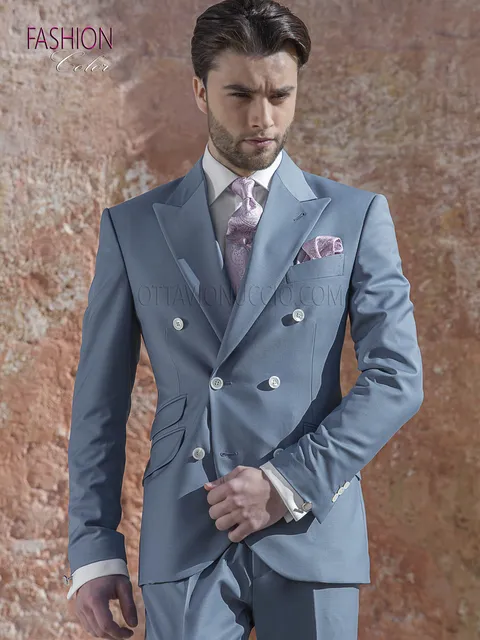 Double-breasted light blue suit for men's groom ceremony