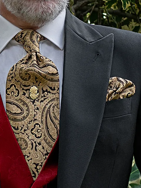Cravat and Handkerchief in black paisley silk with gold