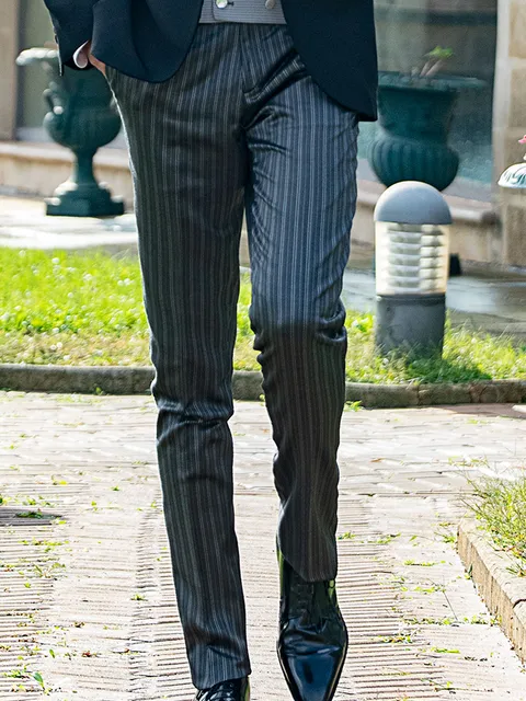 Trousers in grey stripes