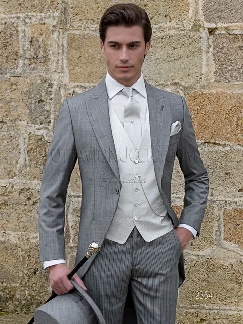 Groom morning suit in light grey wool and silk