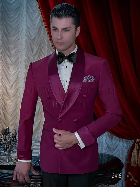 Men's fuchsia double-breasted shawl lapel tuxedo for formal occasions