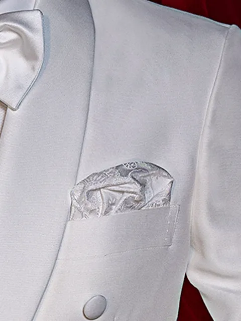 Handkerchief in white brocade