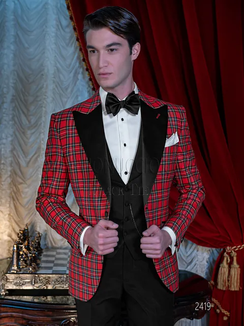 Men's tuxedo for gala events in red wool tartan