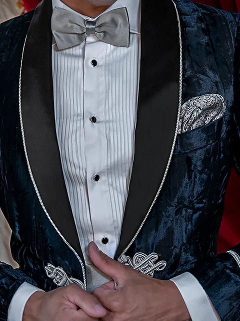 Set of 4-pleat cummerbund and bow tie in grey silk