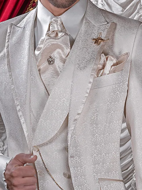 Double-breasted waistcoat with shawl lapel in ivory damask