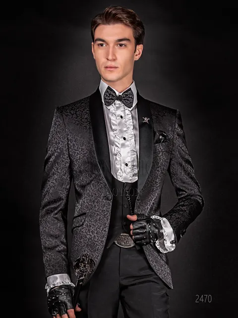 Giacca moda uomo in nero damascato, gilet e pantaloni neri
