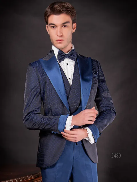Abito cerimonia moda sposo blu con pois a tono