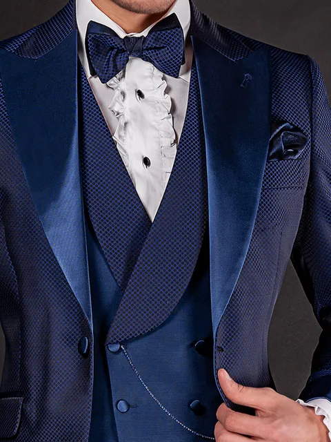 Double-breasted waistcoat with shawl lapel in light blue with contrast lapel