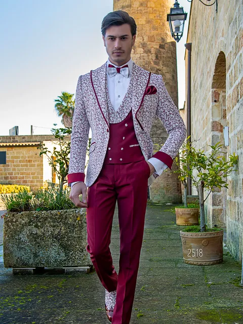 Abito cerimonia uomo in tessuto damascato bianco e rosso