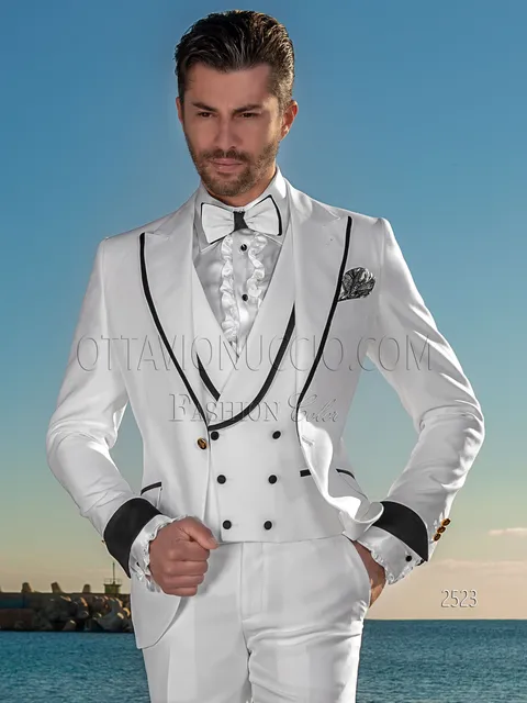 Vestito uomo fashion su misura bianco, contrasti neri sul rever e maniche