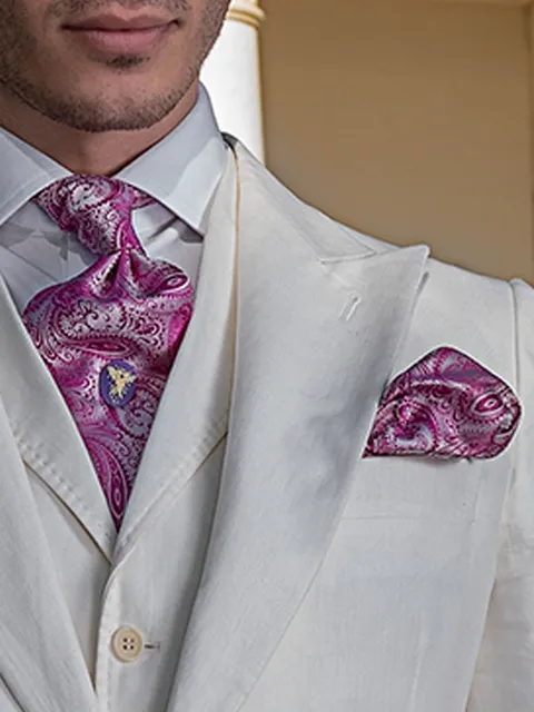 Cravat and Handkerchief in pearl grey paisley silk with pink
