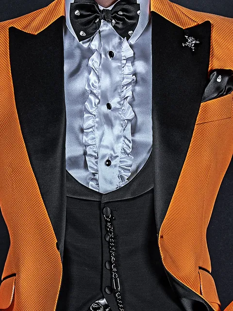 Waistcoat shawl lapel in black wool blend with contrasting lapel