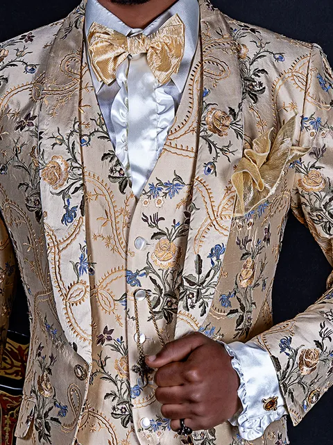 Waistcoat in embroidered beige shantung silk