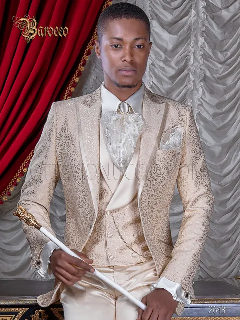 Beige damask groom suit for luxury baroque style ceremonies