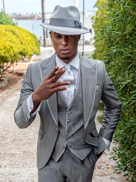 Men's 3-piece formal suit in grey mohair wool