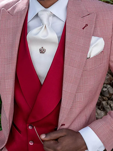 Waistcoat double-breasted in red satin-effect fabric