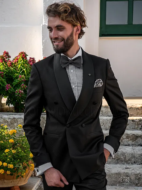 Elegant black double-breasted shawl lapel tuxedo