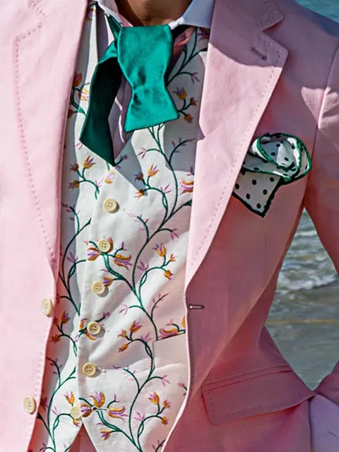 Waistcoat in white linen with floral embroidery in 3 colours