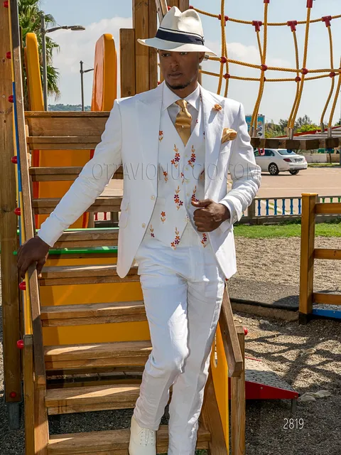 Formal suit in pure white linen, hipster style with embroidered waistcoat