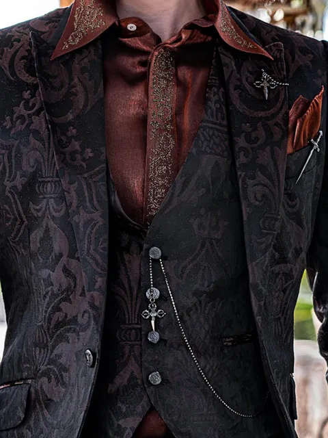 Waistcoat in brown damask with 4 buttons