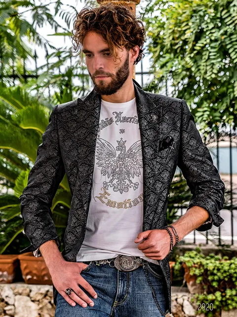 Handkerchief in black silk with white skulls