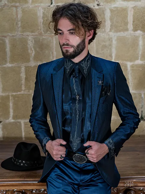 Men's vintage chic blue formal suit with jacket in optical fabric