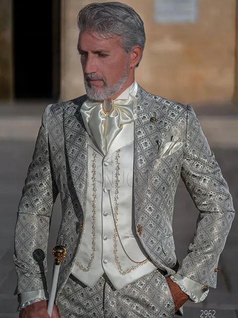 Waistcoat in ivory satin with gold embroidery