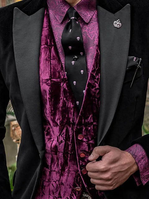 Waistcoat in purple velvet