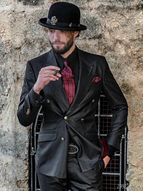 Men's elegant double-breasted suit in black pinstripe with red stripe