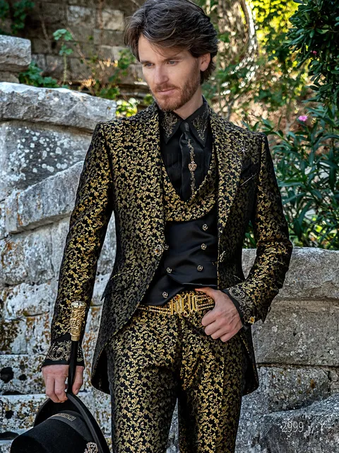 Suit in gothic style black and gold damask for a luxury wedding