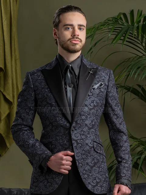 Elegant distinctive men's grey embroidered jacket for parties