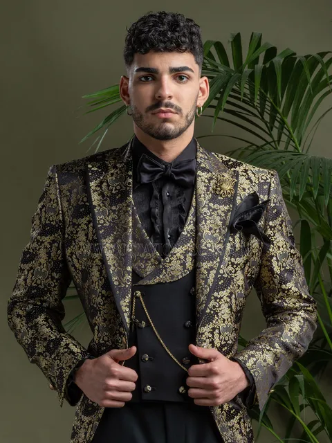 Men's party jacket in black and gold silk, black trousers