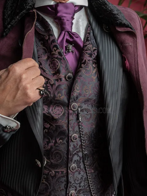 Waistcoat in plum patterned silk jacquard