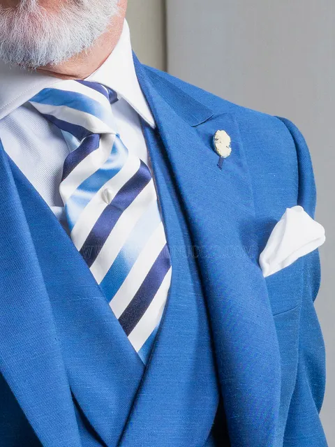 Regimental silk tie in blue, white and light blue