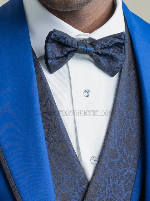 Bow tie in blue damask