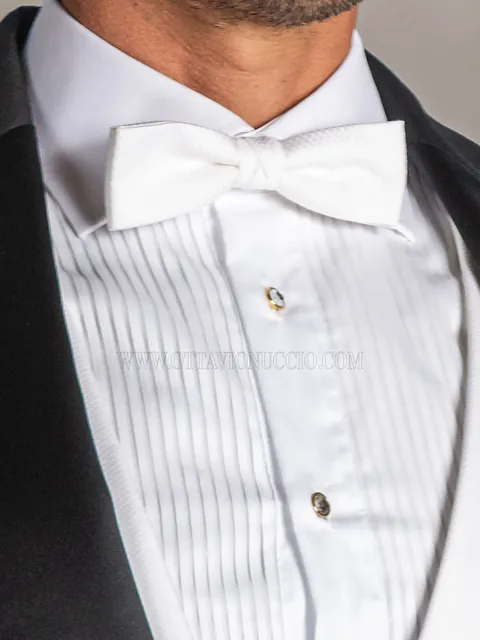 Bow tie in white cotton piqué