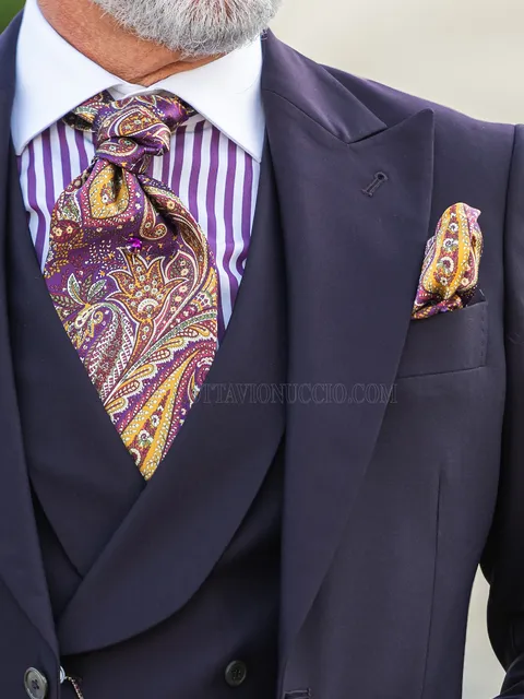 Cravat and handkerchief in plum paisley printed silk