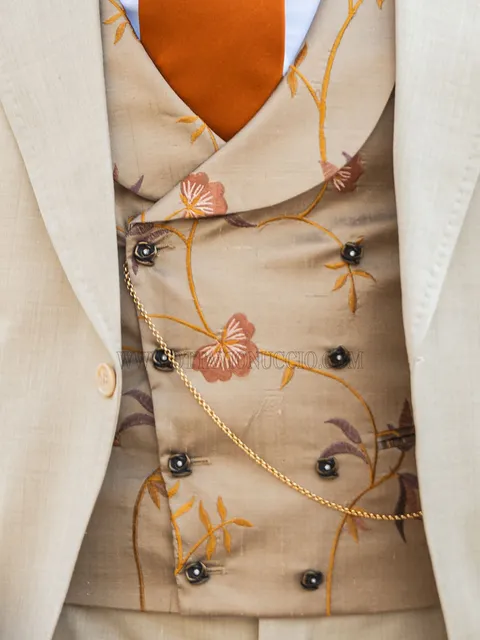 Shawl lapel waistcoat in beige shantung silk with embroidery